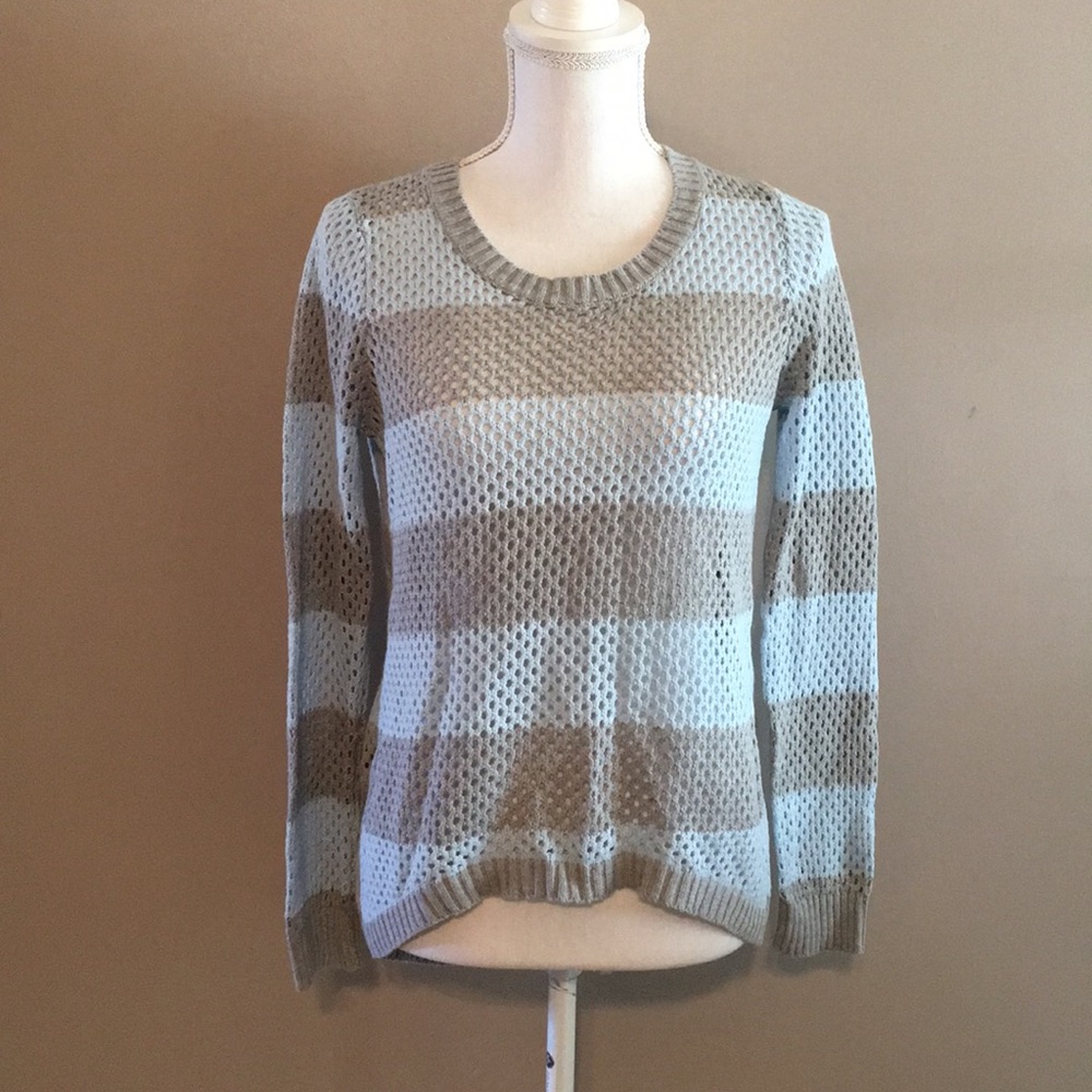 OLIVE & OAK High/Low Split Back Sweater Top NWT